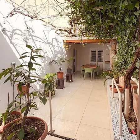 Apartament Garden House *